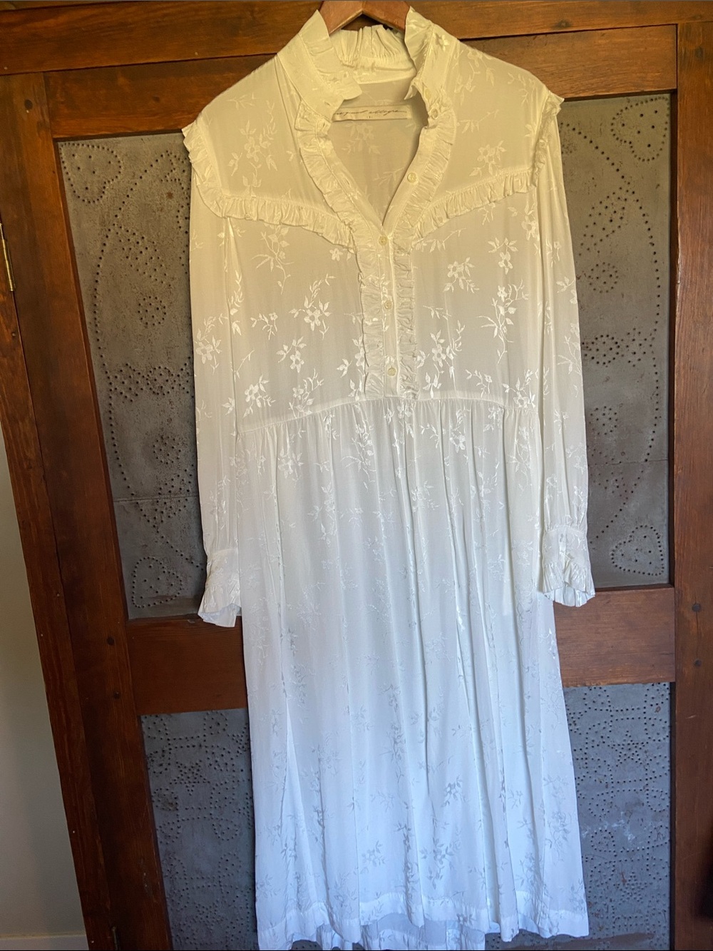 Raquel Allegra Luna Ruffle Dress Size 3 Ivory Floral Jacquard Victorian Maxi L